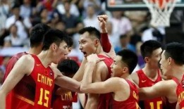 最新爆料易建联,揭秘篮球巨星背后的故事与挑战